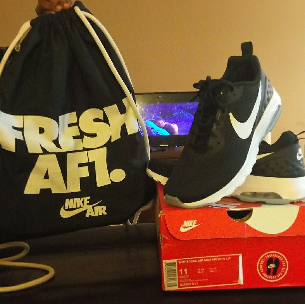 Nike Fresh AF1. Nike Air bag and Nikes